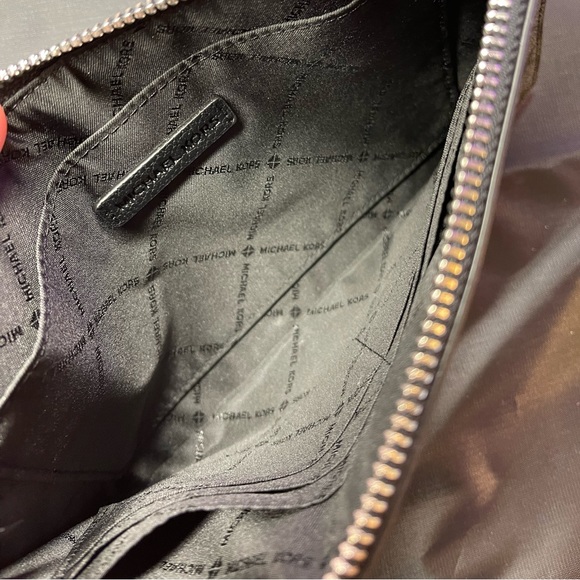 Coach make up pouch - Picture 2 of 2